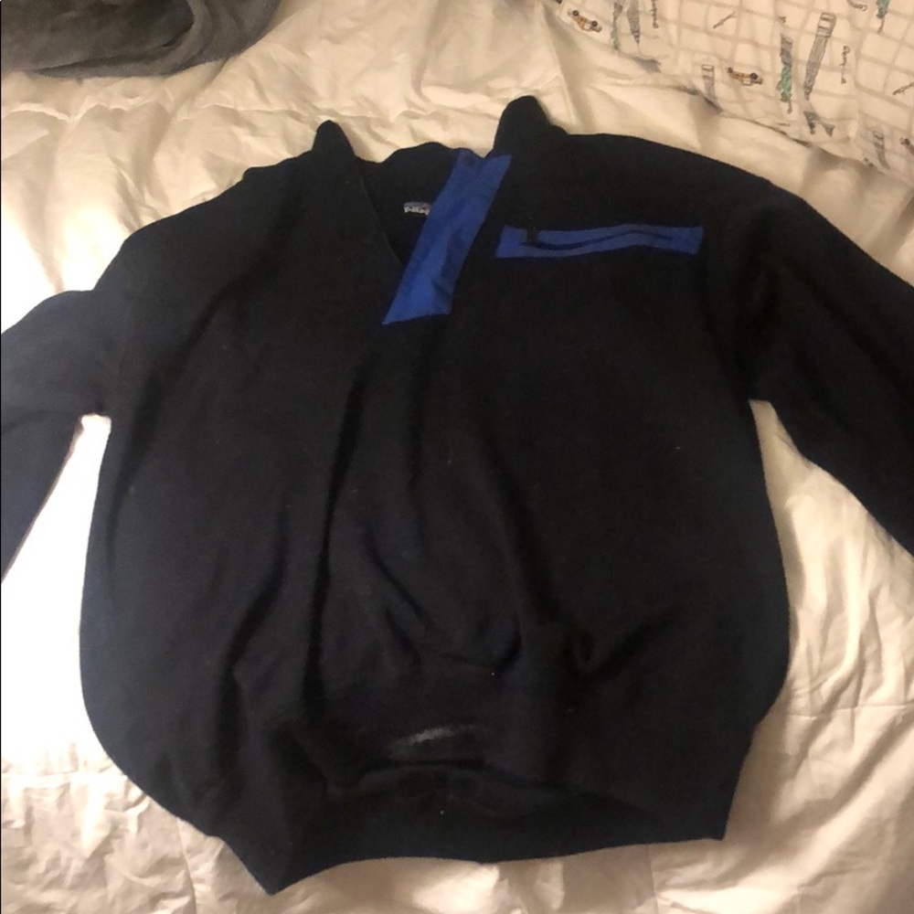 Black Patagonia quarter zip